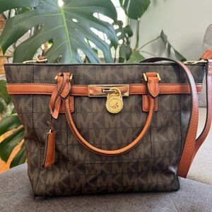 Michael Kors Signature Brown Shoulder Bag